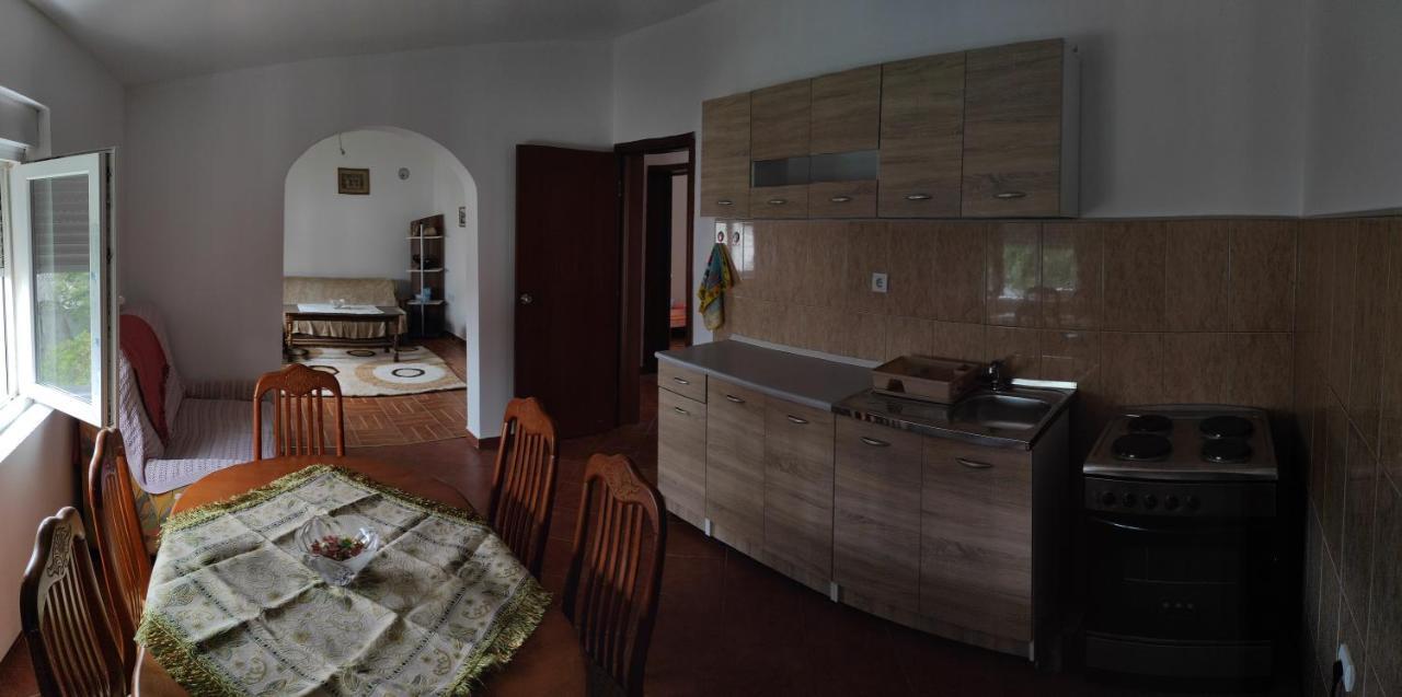 Boki Family Home De Lux Bar Exterior photo